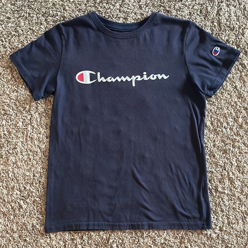 Champion outfit - Picture 5 of 8